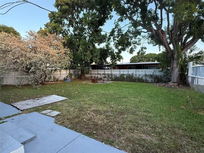 Building Photo - 2520 NW 55th St