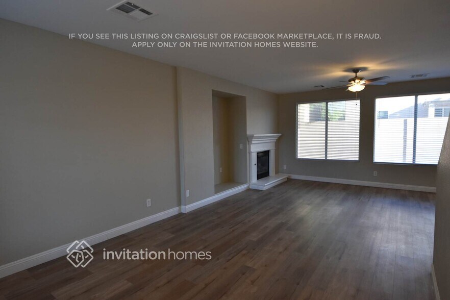 Building Photo - 1003 Pecos River Ave
