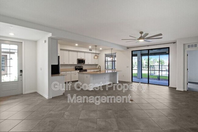 Building Photo - 5703 N Honore Ave