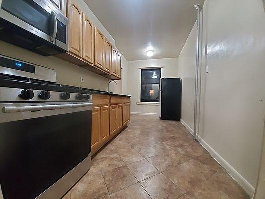 Primary Photo - 2 bedroom in BRONX NY 10467