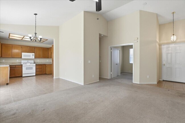 Building Photo - 9386 Laguna Pointe Way