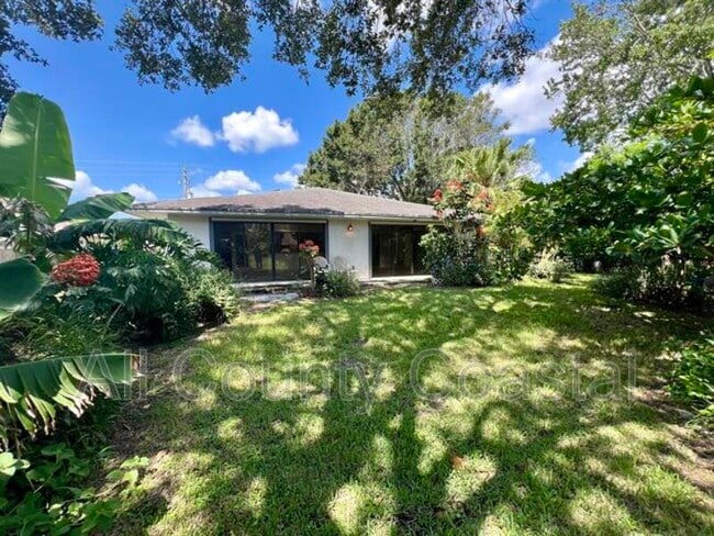 Building Photo - 2617 SW Chestnut Ln