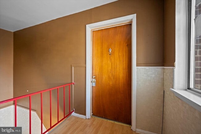 Building Photo - 6511 Parsons Ave