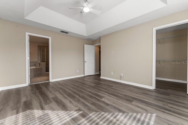 Building Photo - 868 Stonechase Ln