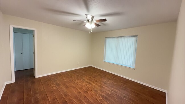 Building Photo - Newly upgraded 3-bedroom by City Park!