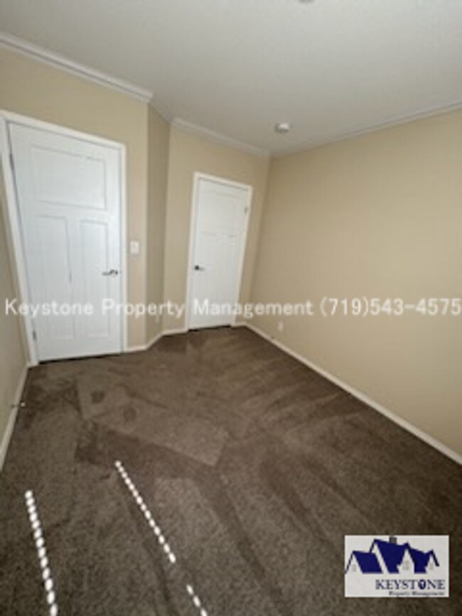 Building Photo - 1051 E Platteville Blvd