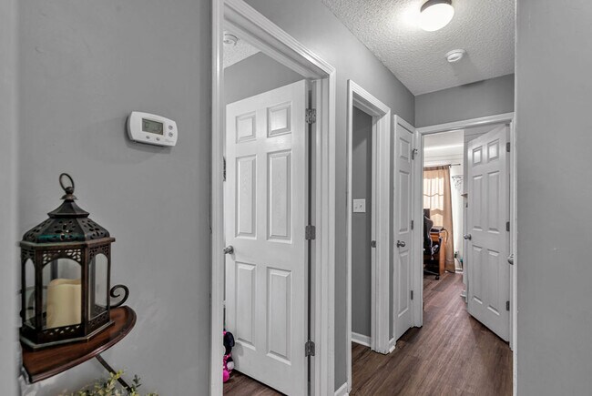 Building Photo - 202 Quarry Trail