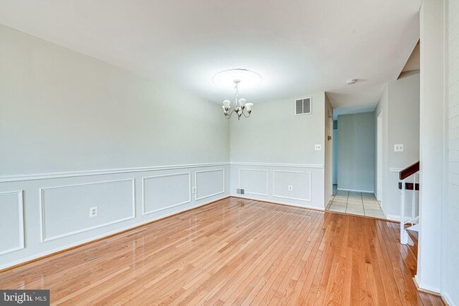 Building Photo - 1727 Cy Ct