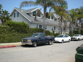 Building Photo - 1306 Electric Ave