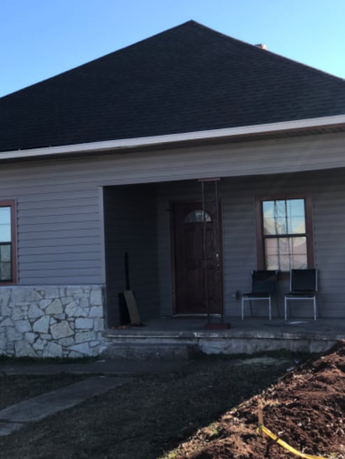 Building Photo - 1004 NE 28th St