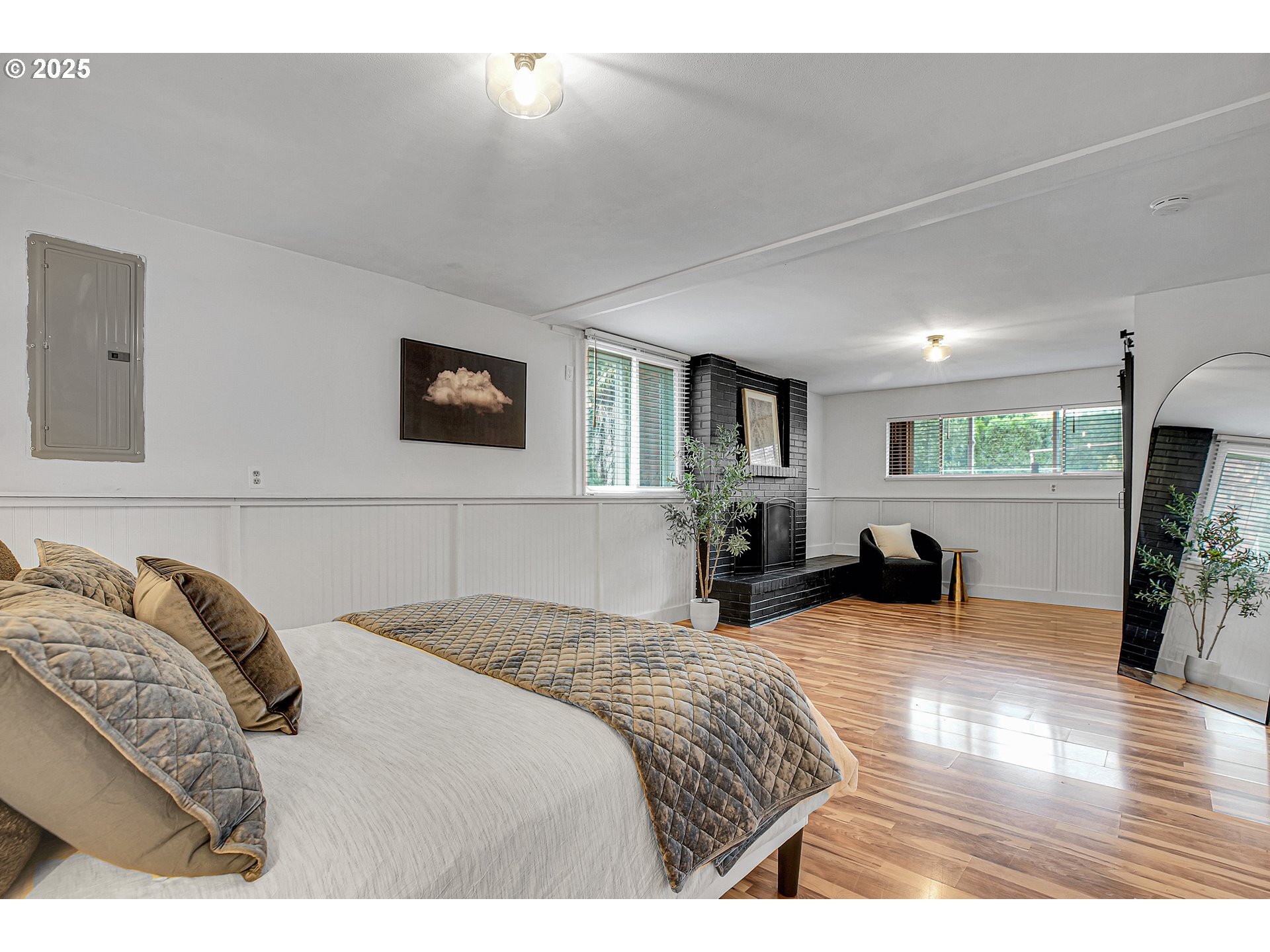 Lower bedroom/bonus - 8325 SW Terwilliger Blvd