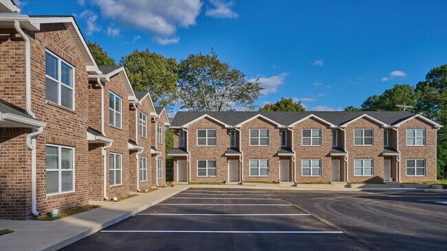Building Photo - Special: 2BR, 1 1/2BA townhouse $300 off first month