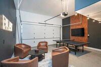 Building Photo - 1405 Napoleon St