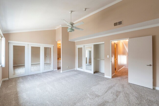 Building Photo - Mathews Avenue