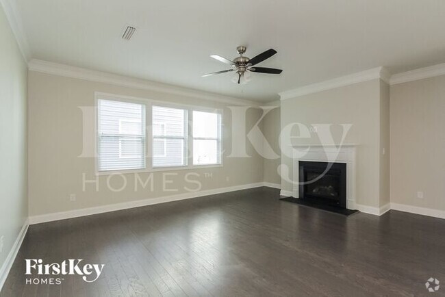 Building Photo - 8137 Kalson St