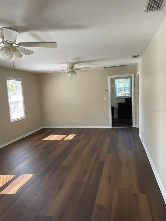 Building Photo - 135 E Orange St