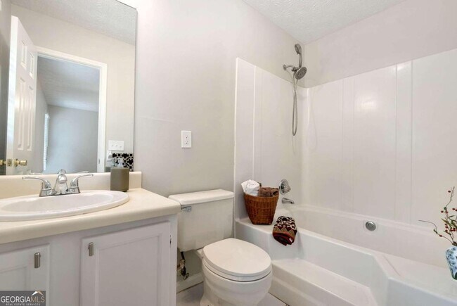 Building Photo - 3860 Maple Wood Trail