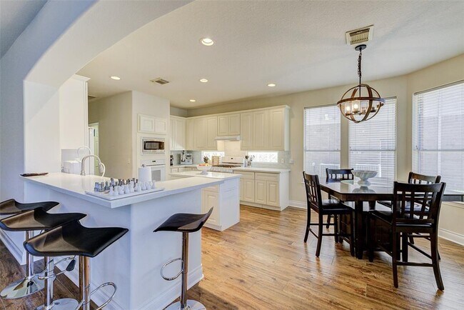 Building Photo - 6234 Presidio Canyon Dr