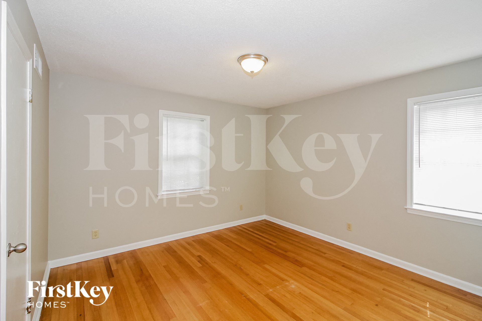 Building Photo - 2693 Satellite St