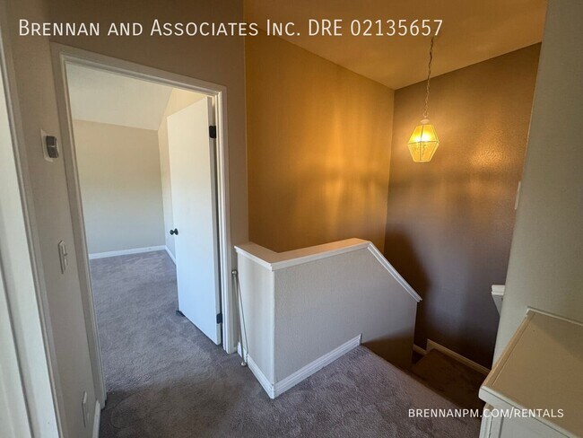 Building Photo - 1165 Latigo Cove