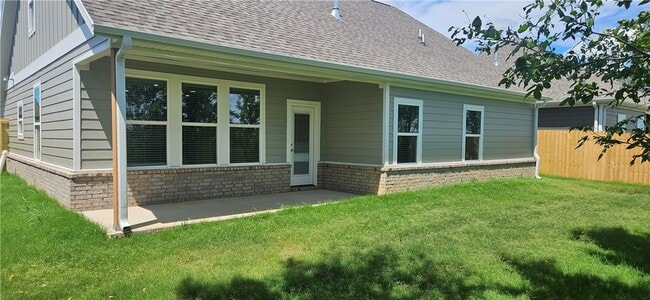 Building Photo - 6005 SW Coywolf St