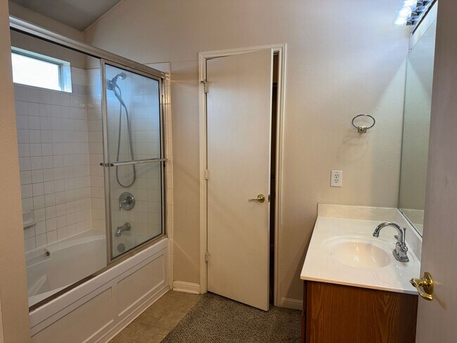 Building Photo - 8462 Favero Cove