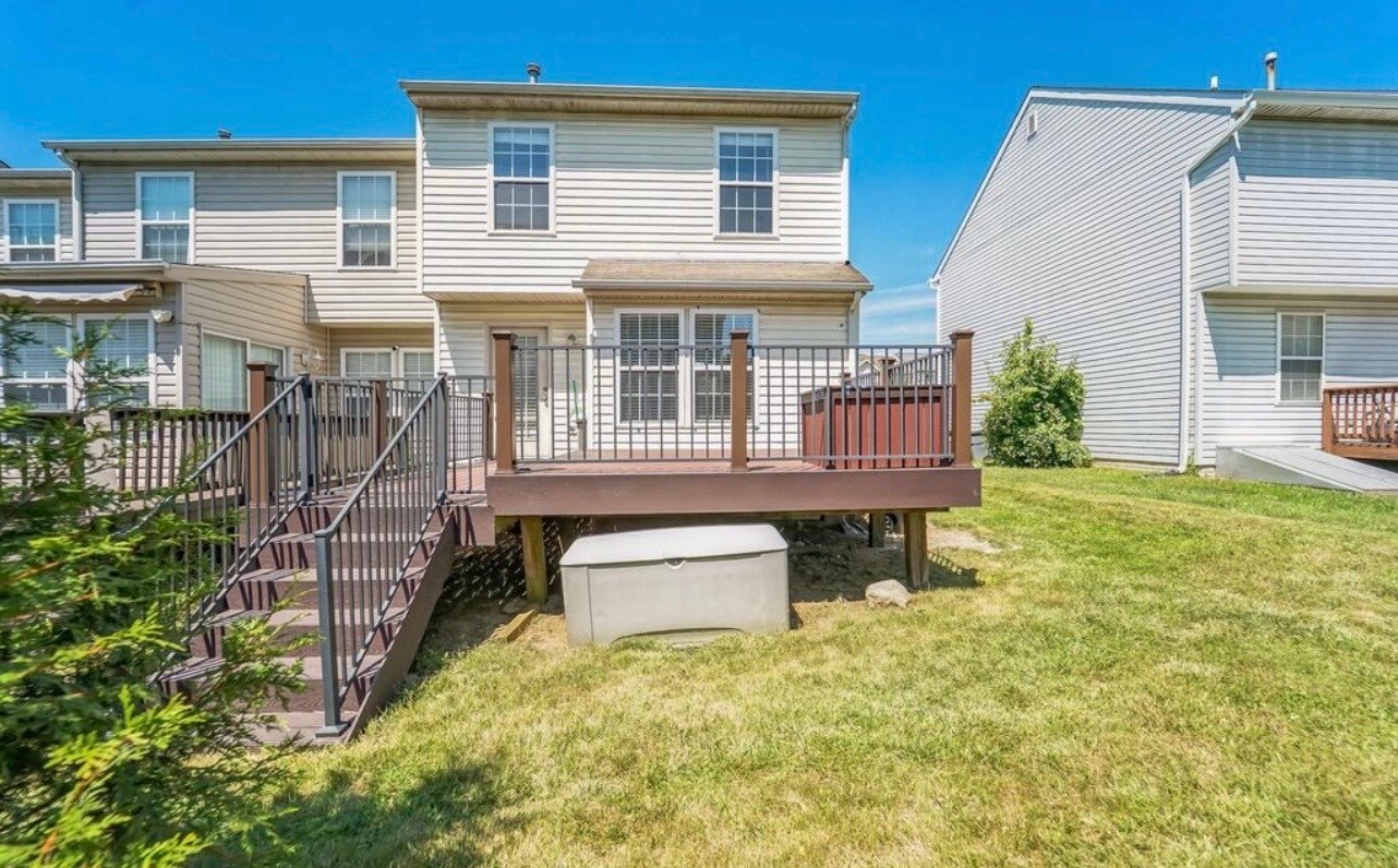 Building Photo - 11 Gemstone Ct