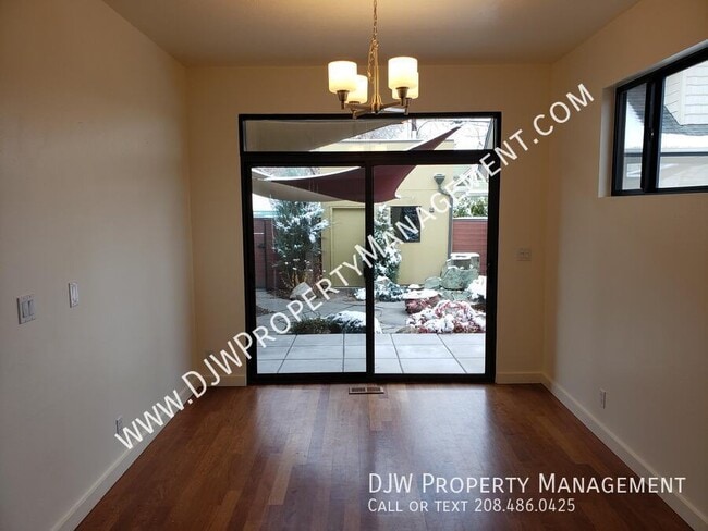 Building Photo - 1713 N 13th St