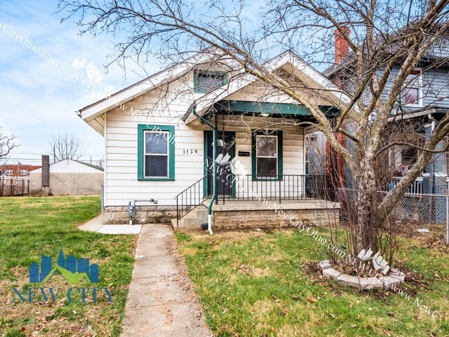 Building Photo - Newly Remodeled Three Bedroom House in Mil...