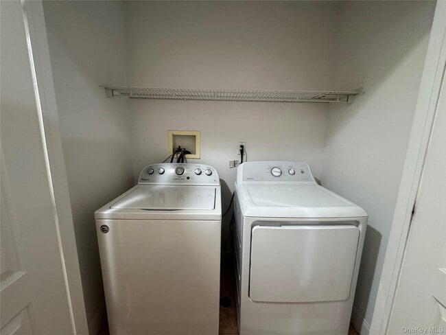 Building Photo - 45 Fisher Ave