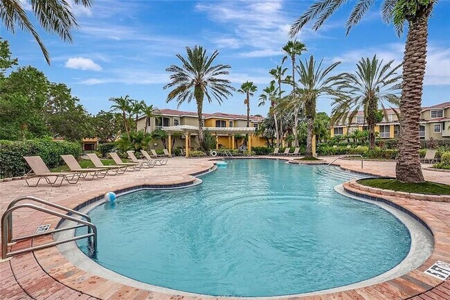 Building Photo - 5500 Bentgrass Dr