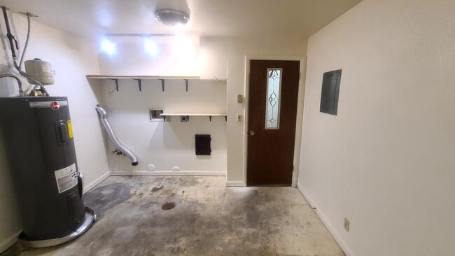 Building Photo - 945 Buchanan Ave