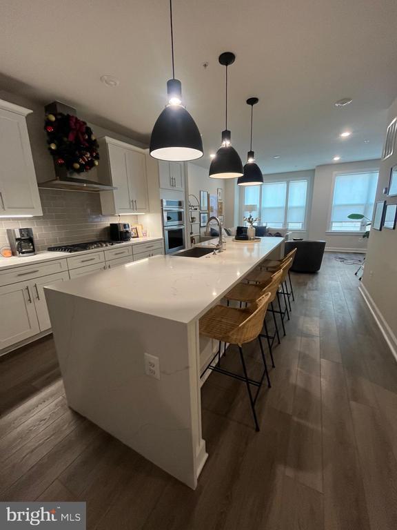 Building Photo - 209 Market Square NW