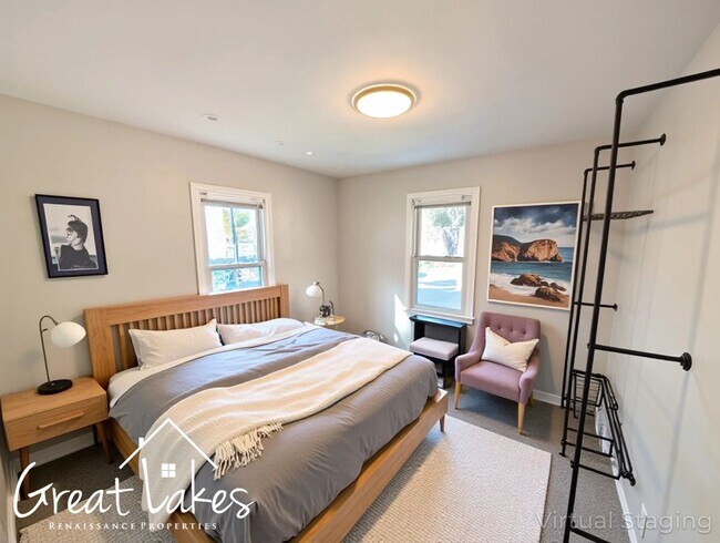 Building Photo - Lovely 3 Bedroom 1 Bathroom now available ...