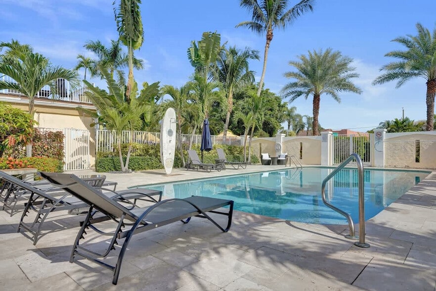 Building Photo - 905 N Federal Hwy