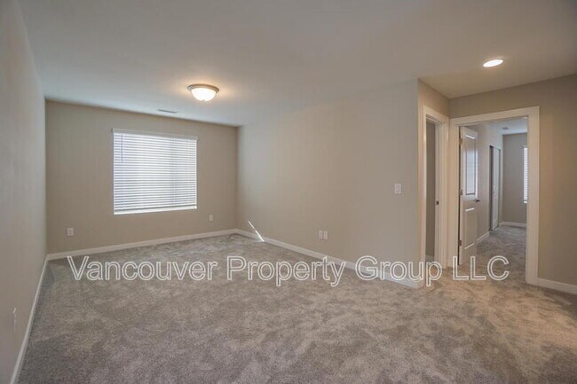 Building Photo - 721 NW 178th Wy