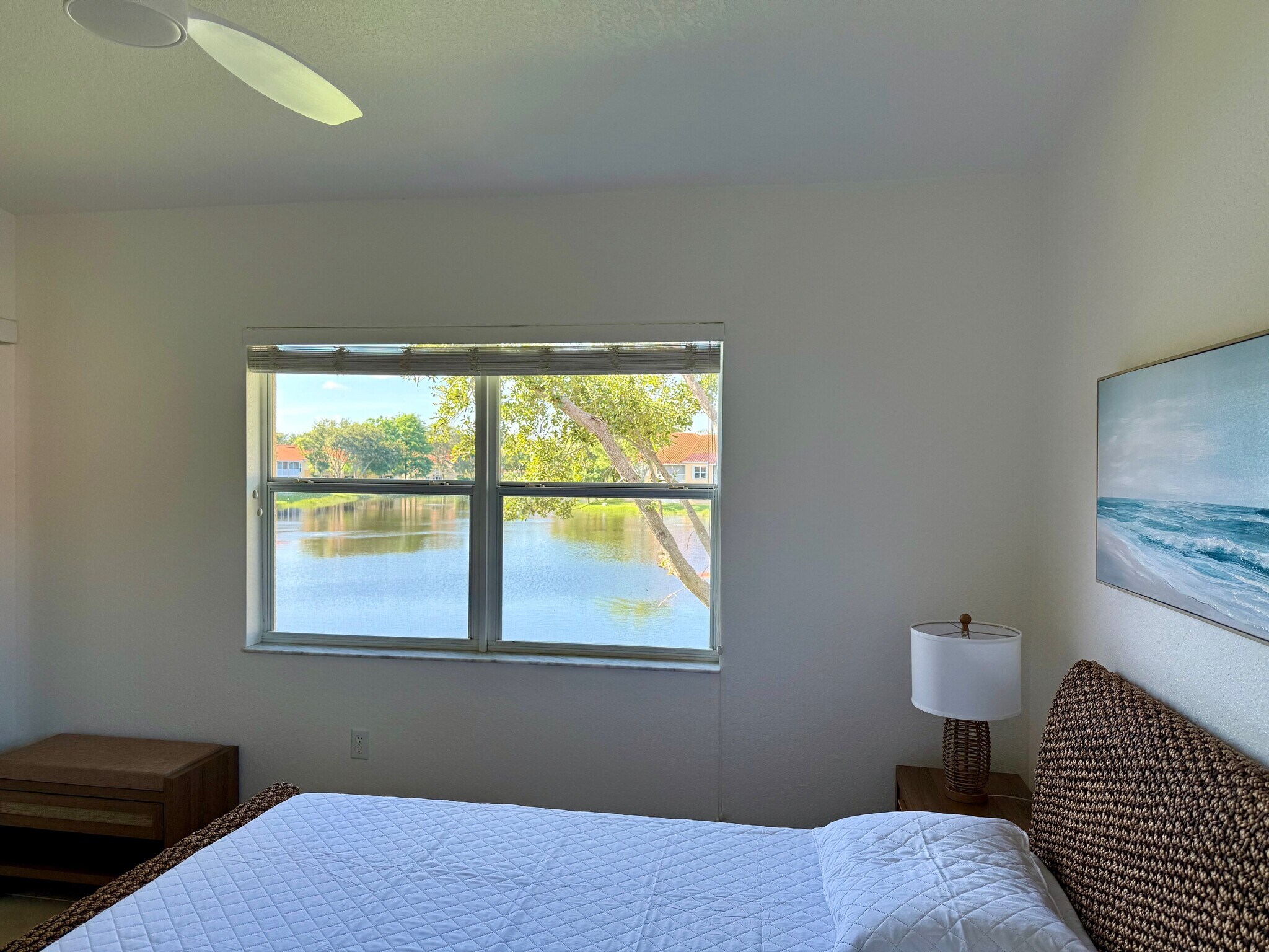 Building Photo - 26700 Rosewood Pointe Dr