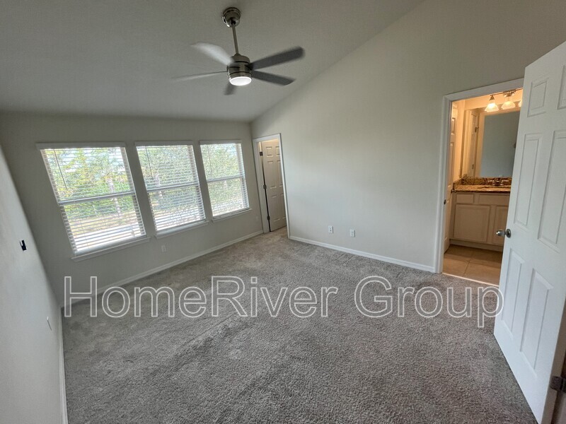 Building Photo - 1025 Pavia Dr