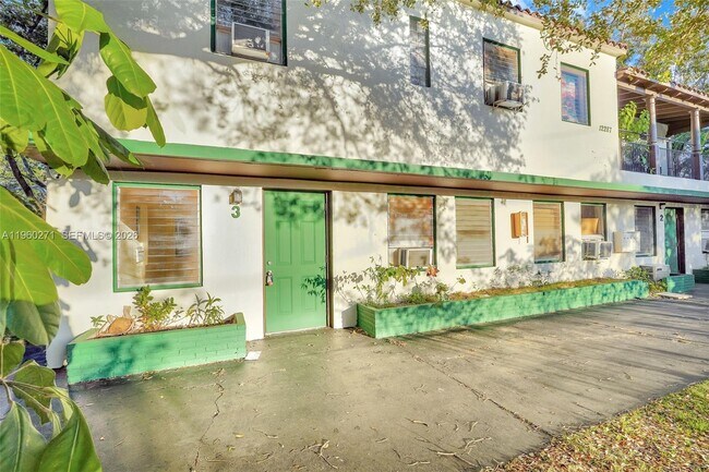 Building Photo - 12287 NE 7th Ave