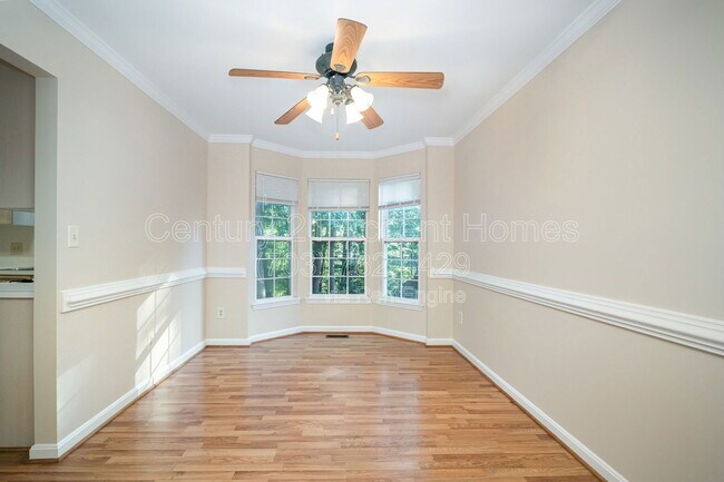 Building Photo - 16 Twin Lake Ct