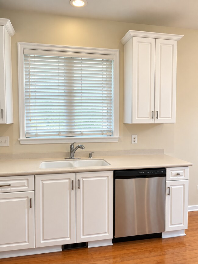 Building Photo - 13347 Chesapeake Pl