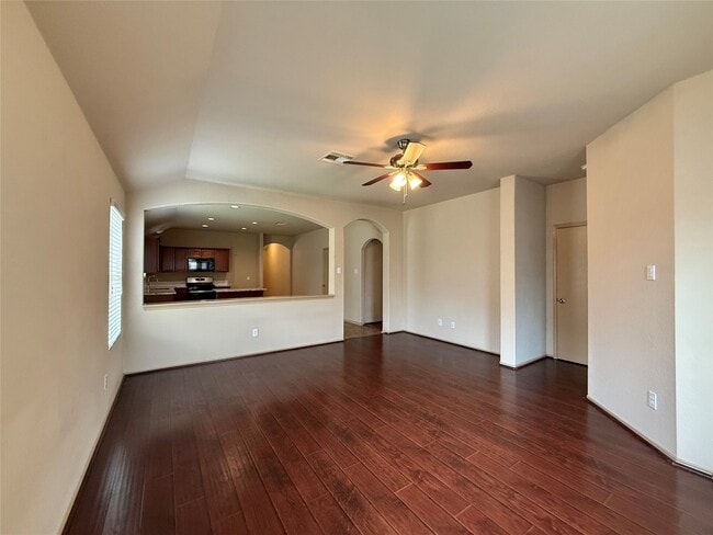 Building Photo - 24210 Silversmith Ln