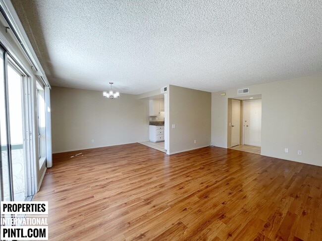 Building Photo - The San Rafael Apartments