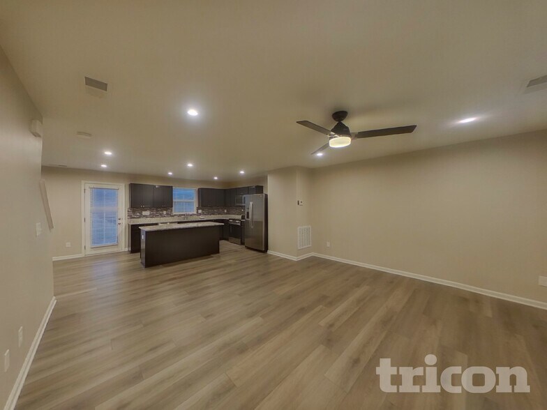 Building Photo - 110 Weymouth Ave