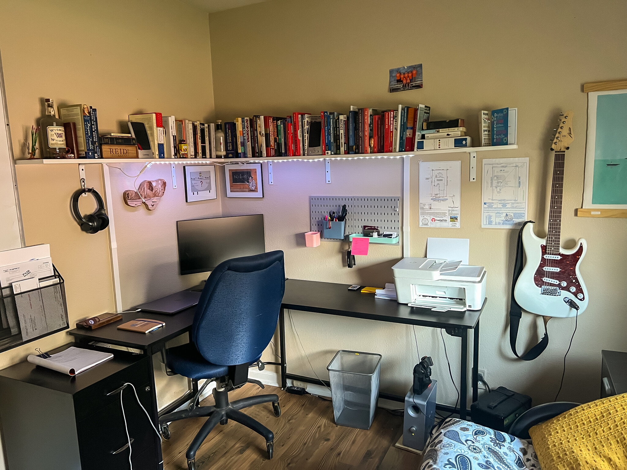 Building Photo - 1907 E 19th St