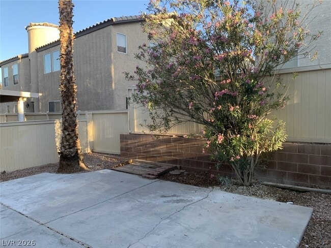 Building Photo - 5063 Lime Kiln Ave