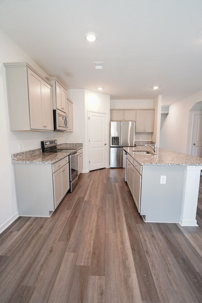 Building Photo - Available Soon!