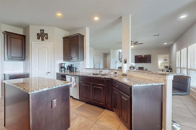 Building Photo - 997 Shady Lane Drive