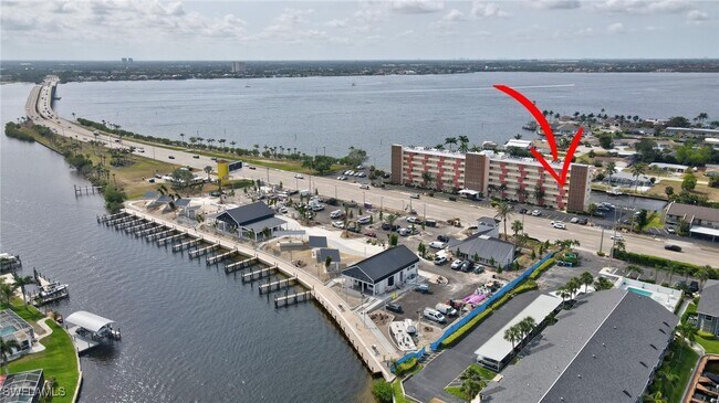 Building Photo - 1766 Cape Coral Pkwy E