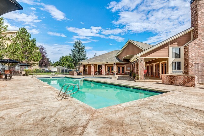 Building Photo - Willow Run Village